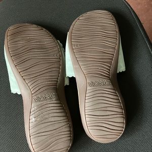 Vionic slip on sandals